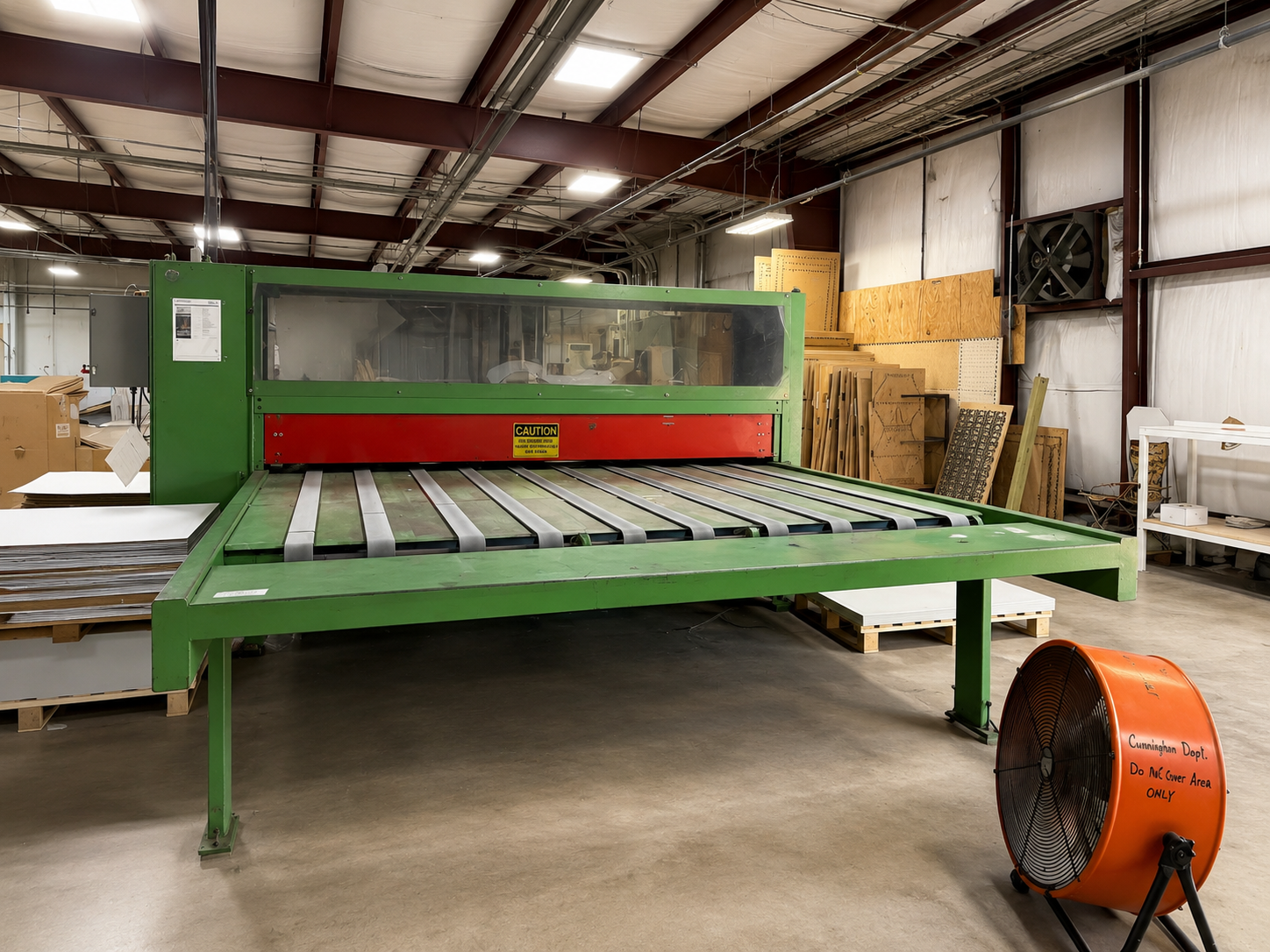 Flatbed-cardboard-die-cutter Flatbed cardboard die cutting services for manufacturing processes by Tri-State Metals.